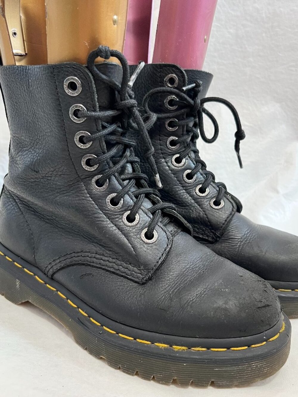 Dr Martens boots 1460 Bex Pisa Leather Lace Up Boots black pebbled womens 6 docs